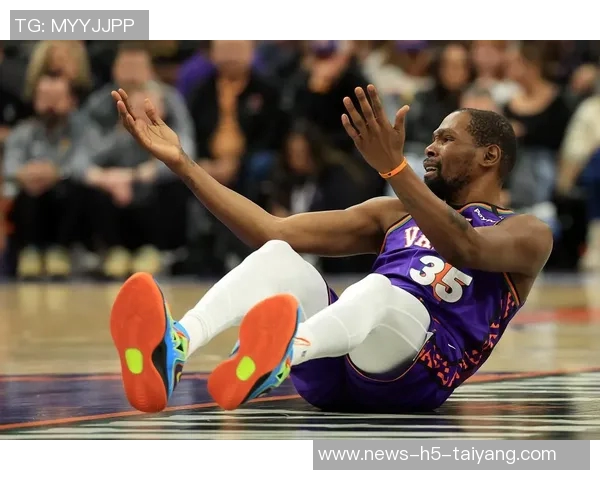 杜兰特反思火箭失误问题强调自身责任与团队提升的重要性 杜兰特反思火箭失误问题强调自身责任与团队提升的重要性