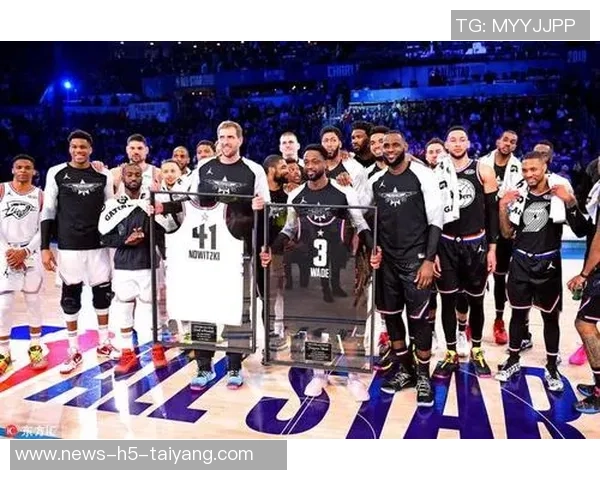 维拉纽瓦谈4号位阵容选择：德克首发KG替补字母哥被裁的深意