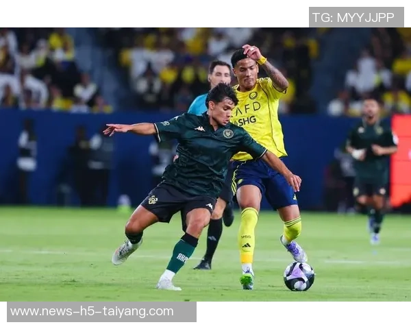 C罗即将复出入选利雅得胜利大名单备战重要赛事